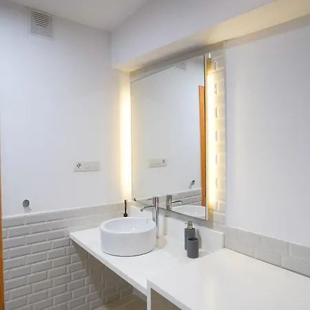 Oceanside Luxury Loft - Fast Wi-fi - Workstations Corralejo