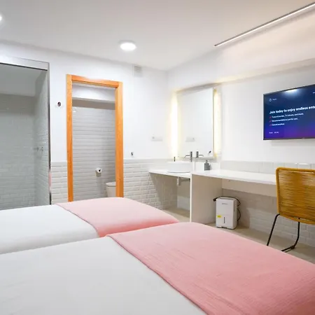 Oceanside Luxury Loft - Fast Wi-fi - Workstations * Corralejo