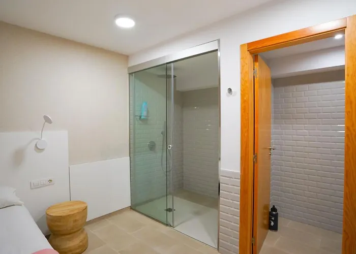 Oceanside Luxury Loft - Fast Wi-fi - Workstations Appartamento
